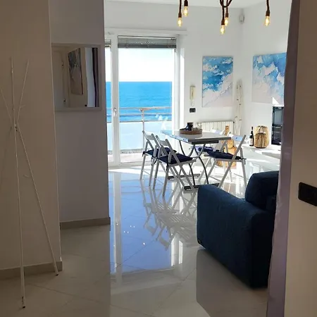 The Seafront Pearl - * Lido di Ostia